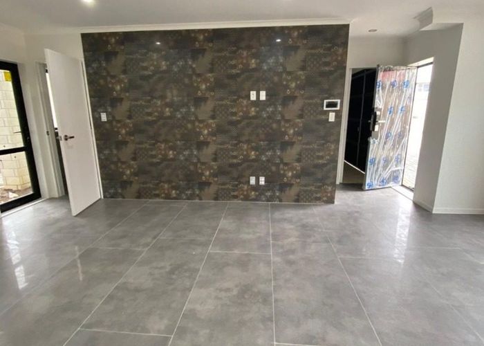  at 2/17 eddowes street, Manurewa, Manukau City, Auckland
