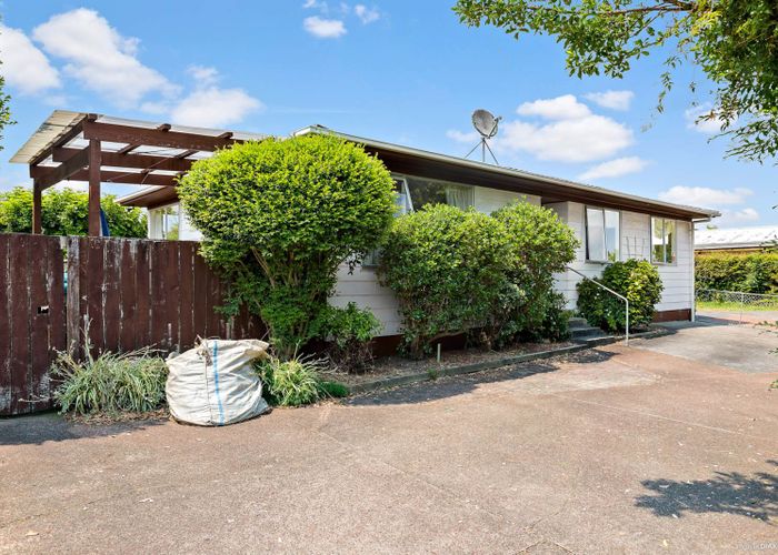  at 14 Bahari Drive, Ranui, Auckland