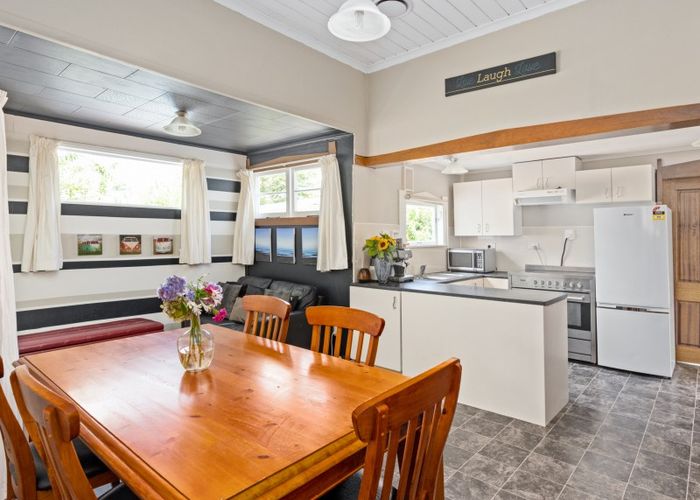  at 913 Churchill Street, Akina, Hastings