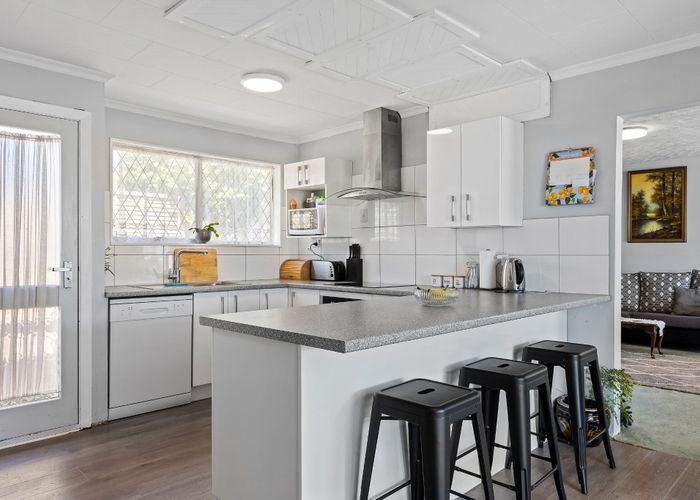  at 26 Jenkins Avenue, Redwood, Christchurch
