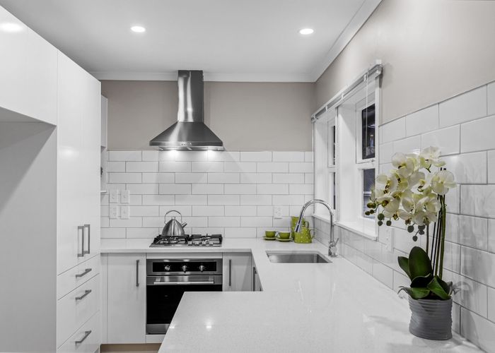  at 48 Kervil Avenue, Te Atatu Peninsula, Auckland