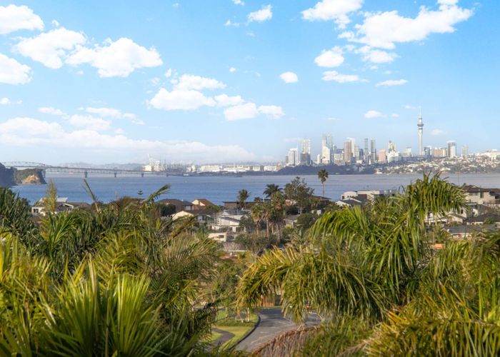  at 94 Picasso Drive, West Harbour, Waitakere City, Auckland