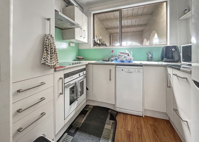  at 7/3 Glen Road, Browns Bay, North Shore City, Auckland