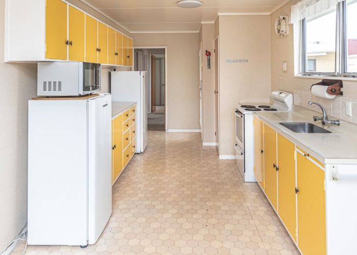 at 73 Polson Street, Castlecliff, Whanganui