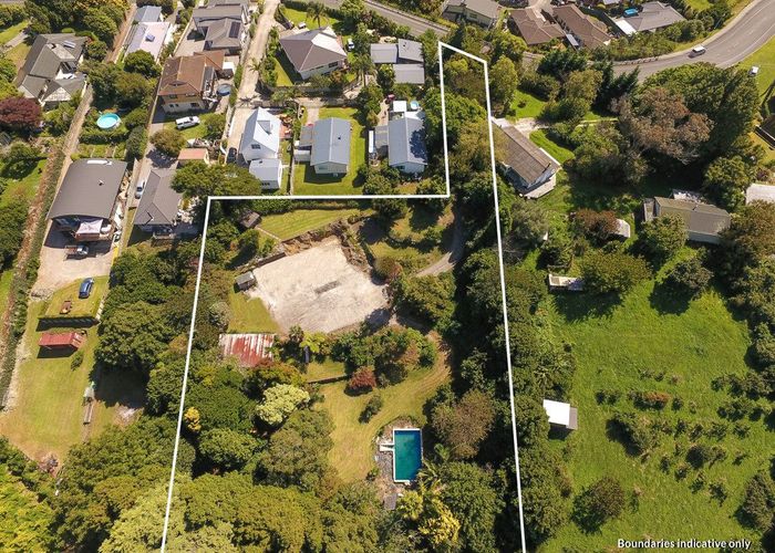  at 33 Waikite Road, Welcome Bay, Tauranga, Bay Of Plenty