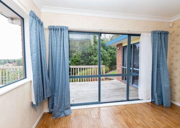  at 27 Church Road, Pukete, Hamilton, Waikato