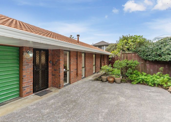  at 1/22 Westwell Road, Belmont, Auckland