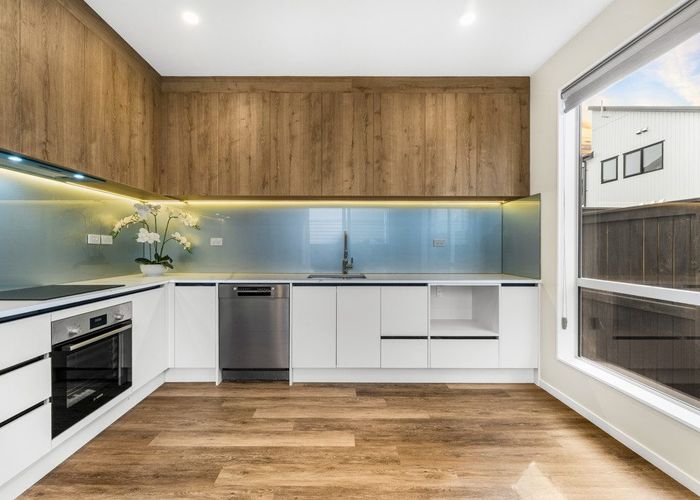  at 7 Hiki Street, Hobsonville, Waitakere City, Auckland