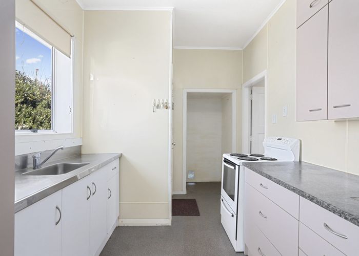  at 13 Fearon Avenue, Mount Roskill, Auckland