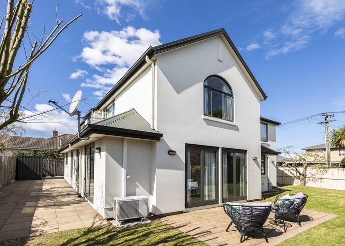  at 34 Wentworth Street, Ilam, Christchurch