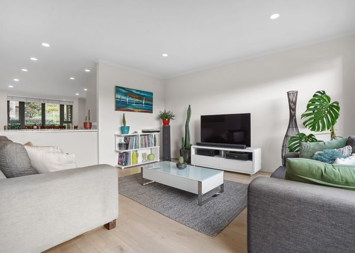  at 9 Korere Terrace, Stonefields, Auckland
