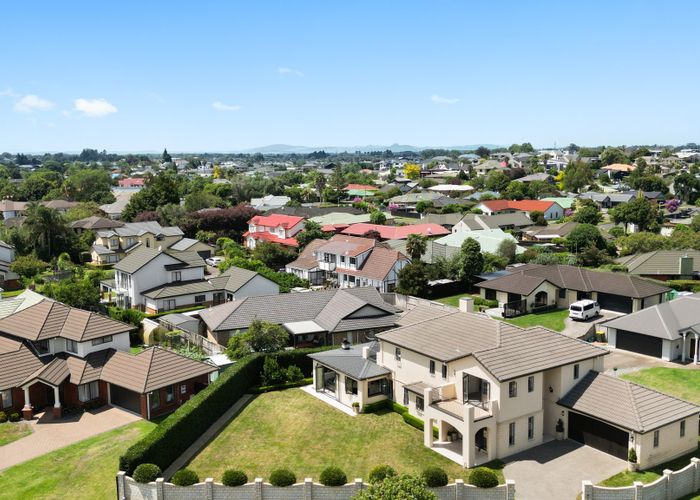  at 27 Nielsen Gardens, Rototuna, Hamilton, Waikato