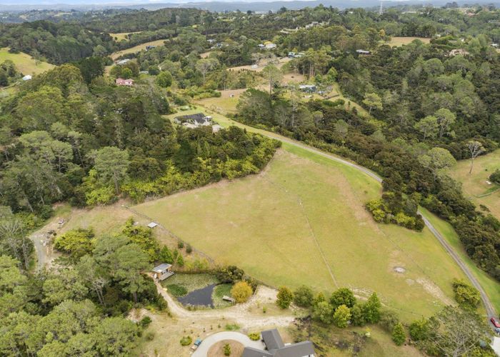  at 69 Collings Drive, Lucas Heights, North Shore City, Auckland