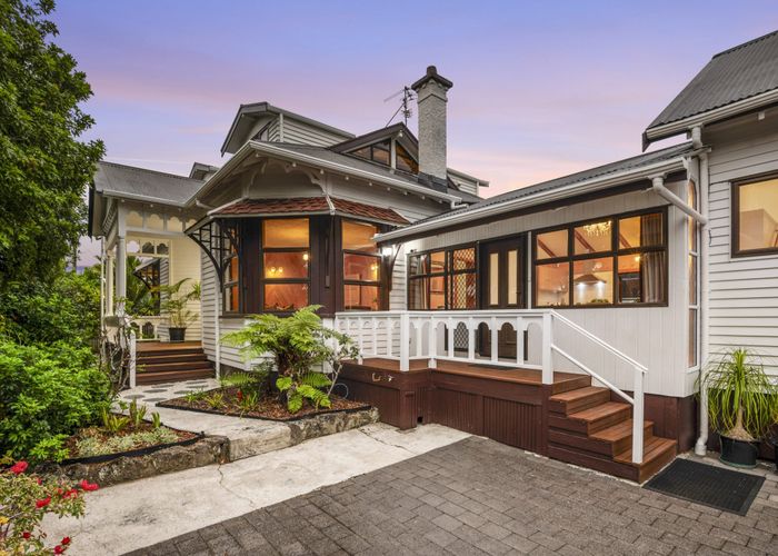  at 31 Arabi Street, Sandringham, Auckland