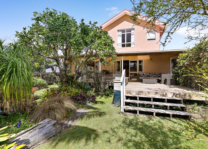 For sale 8 Harbour View Road, Point Wells, Rodney, Auckland homes.co.nz