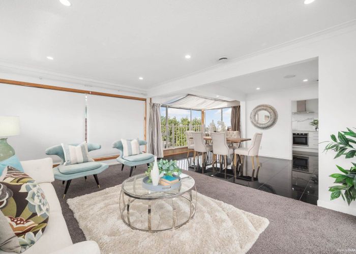  at 2/455 Glenfield Road, Glenfield, North Shore City, Auckland