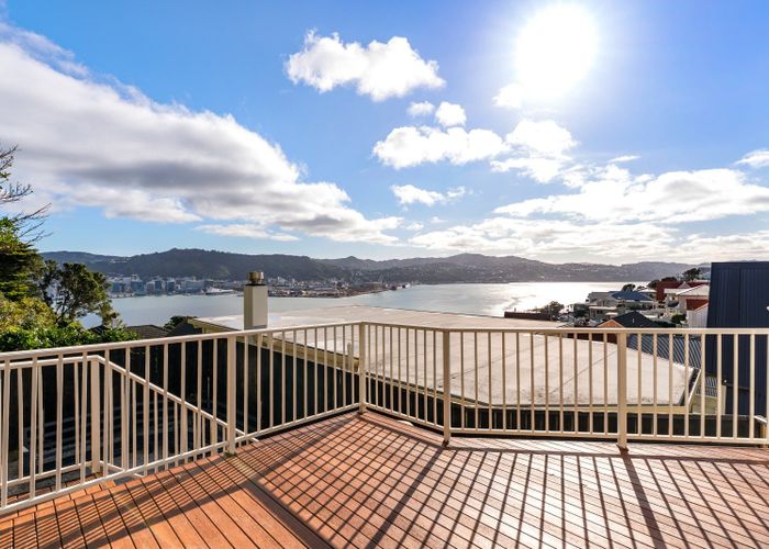  at 78 The Crescent, Roseneath, Wellington, Wellington