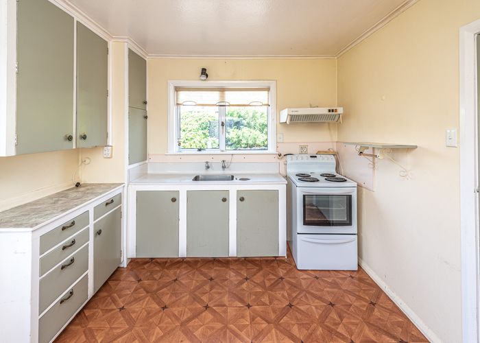  at 35 Polson Street, Castlecliff, Whanganui