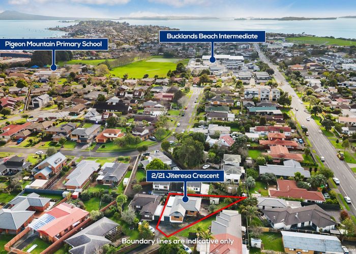  at 2/21 Jillteresa Crescent, Half Moon Bay, Manukau City, Auckland