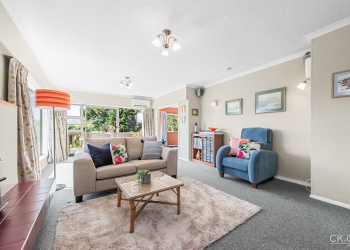  at 121 Park Road, Belmont, Lower Hutt, Wellington