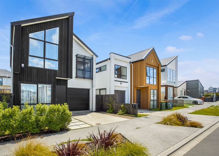  at 81 Matakohe Road, Westgate, Auckland