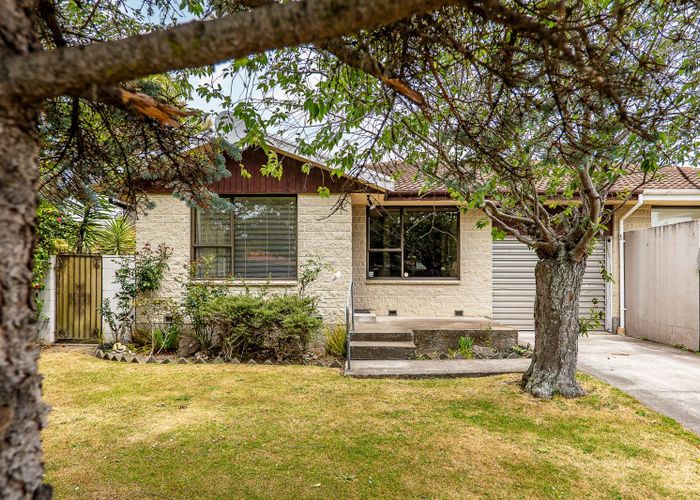  at 2/77 Glenmore Avenue, Casebrook, Christchurch City, Canterbury