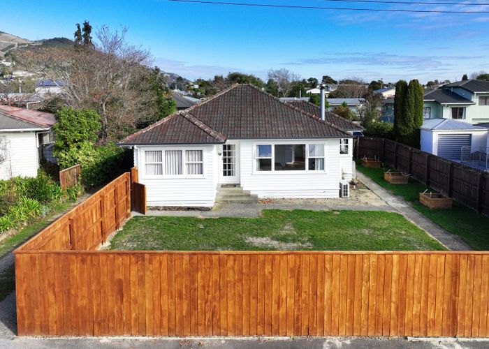  at 18 Warren Kelly Street, Richmond