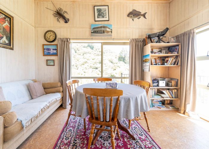  at 180 Totaranui Road, Wainui Bay, Tākaka