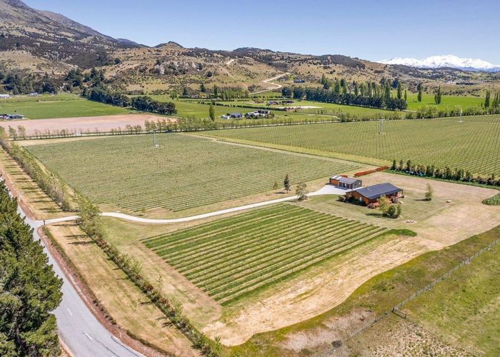  at 90 Willowbank Road, Queensberry, Wanaka, Otago