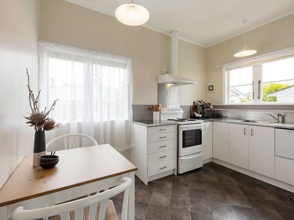  at 16A Bains Avenue, Hamilton East, Hamilton