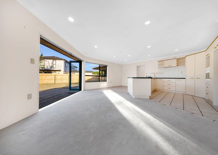  at 93 Rushgreen Avenue, Pahurehure, Papakura