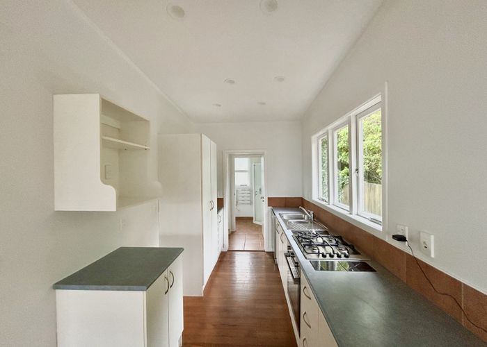  at 706 East Coast Road, Pinehill, North Shore City, Auckland