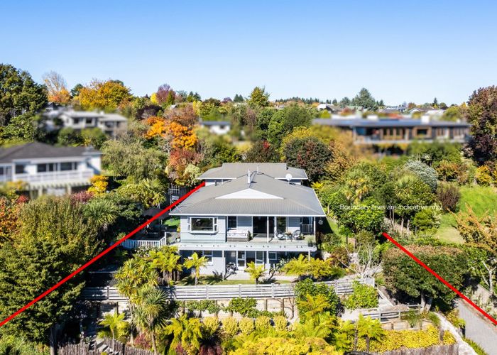  at 358 Lake Terrace, Two Mile Bay, Taupo