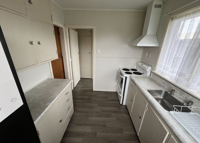  at 15B Leeds Street, Silverdale, Hamilton, Waikato