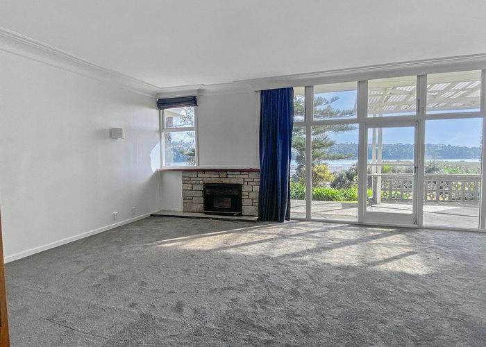  at 829 Te Atatu Rd, Te Atatu Peninsula, Waitakere City, Auckland