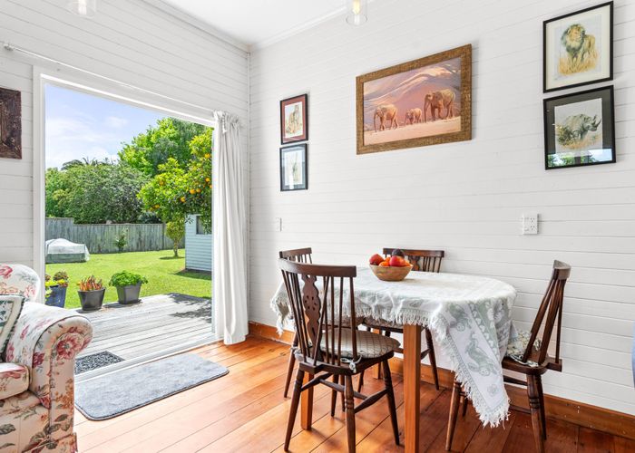  at 26 Reading Street, Greytown
