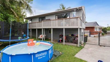  at 2/67 Cascades Road, Pakuranga Heights, Auckland