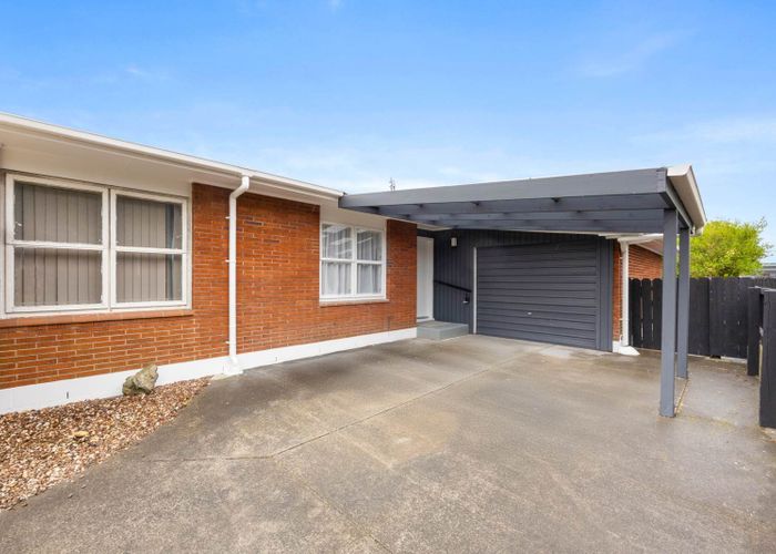  at 2/49 Littlejohn Street, Hillsborough, Auckland City, Auckland