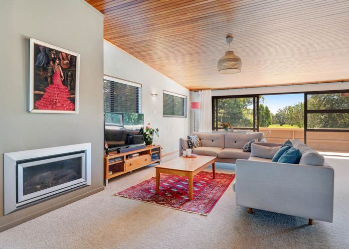  at 16 The Circle, Manly, Rodney, Auckland