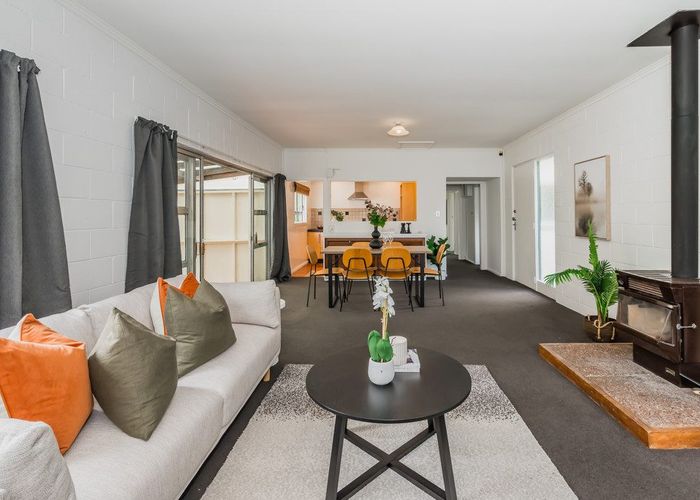  at 16 Dale Road, Raumati South, Kapiti Coast, Wellington