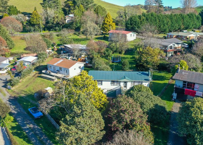 at 9 Jordan Place, Tirau