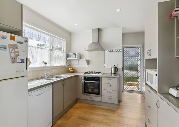  at 23 Griffiths Grove, Newlands, Wellington