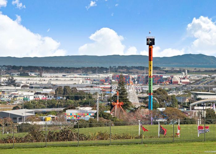  at 16A Wilisa Rise, Goodwood Heights, Auckland