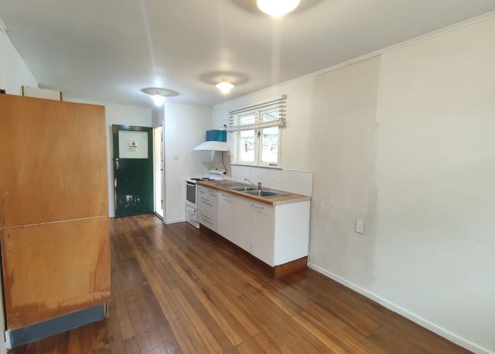  at 221 Panama Road, Mount Wellington, Auckland