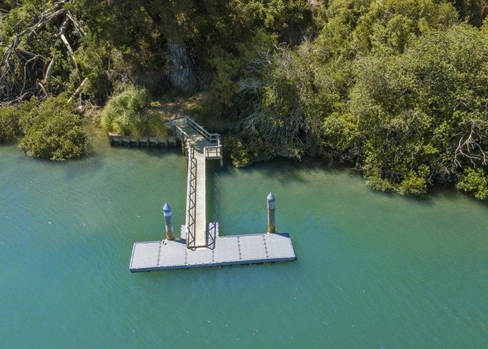  at 90 Cedar Terrace, Stanmore Bay, Rodney, Auckland