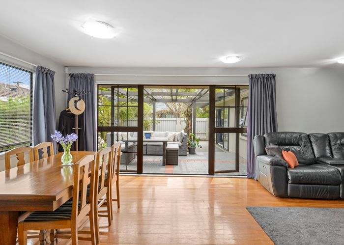  at 106 Prestons Road, Redwood, Christchurch