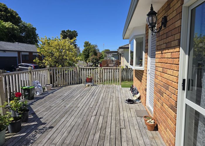  at 4/19 Gardner Avenue, New Lynn, Waitakere City, Auckland