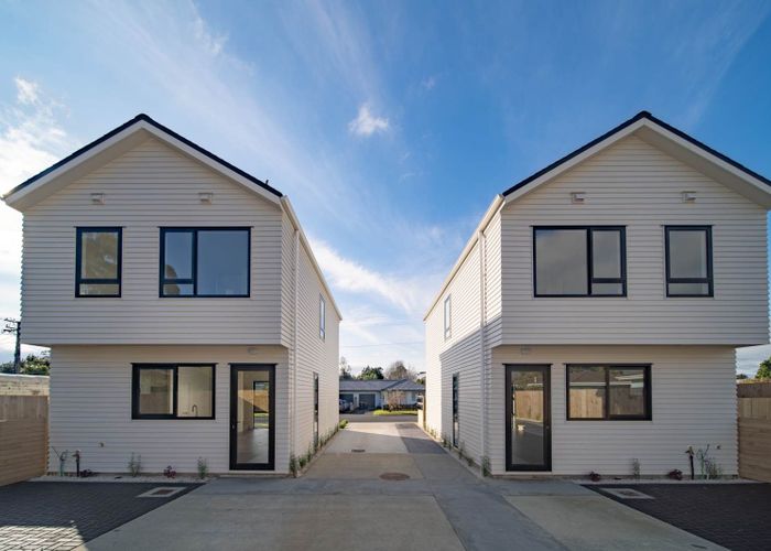 at 5/4 Bittern Place, Henderson, Waitakere City, Auckland