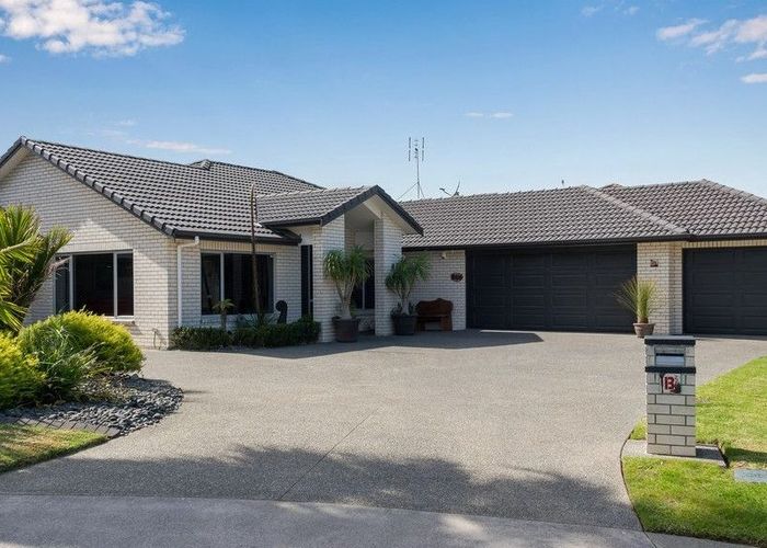  at 13 Artisan Place, Flat Bush, Auckland