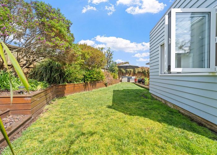  at 64b Muir Ave, Mangere Bridge, Manukau City, Auckland